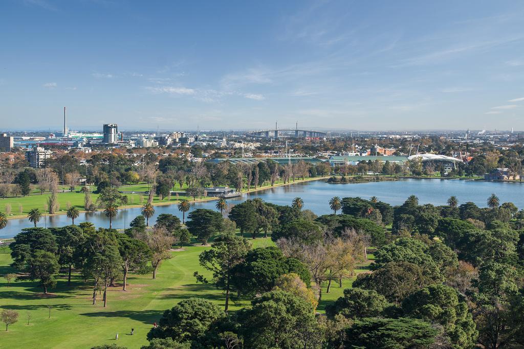 Mercure Melbourne St Kilda Road Exterior photo